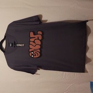 Only NY grey tee shirt size large